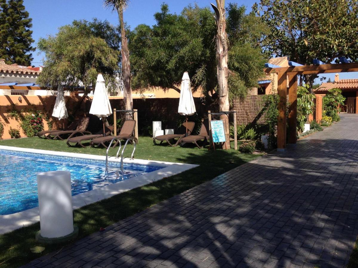 Apartamento Estudio Con Jardincito Privado Barbacoa Y Piscina Compartida Parejas